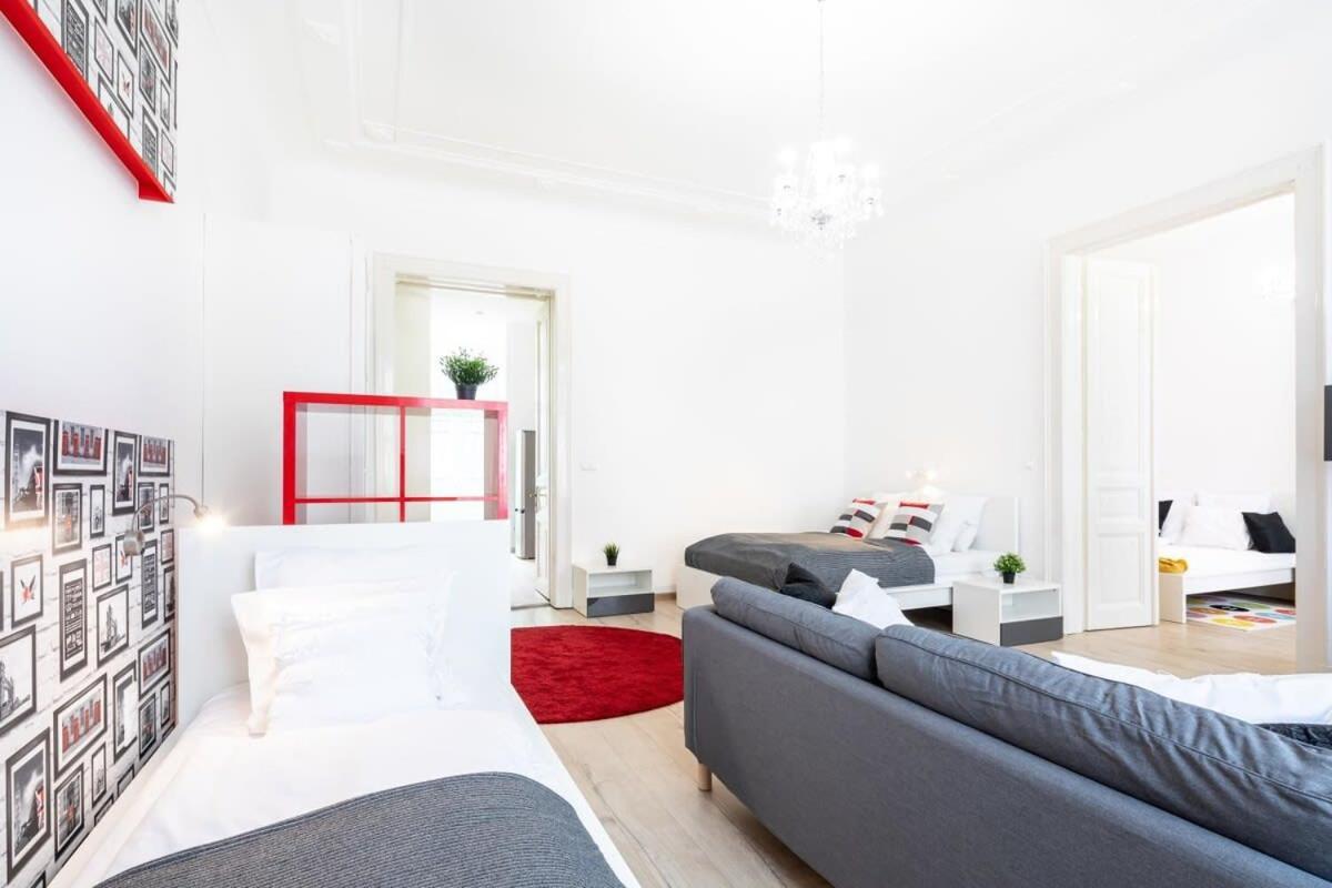 Bright & Large Apartment At Top Location Budapest Exterior photo
